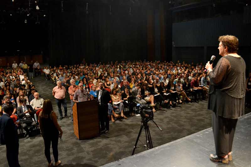 Más de 1000 personas estuvieron presentes en la audiencia informativa de acción colectiva de Volkswagen